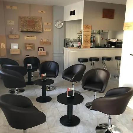 Au Petit Languedoc Hotel
