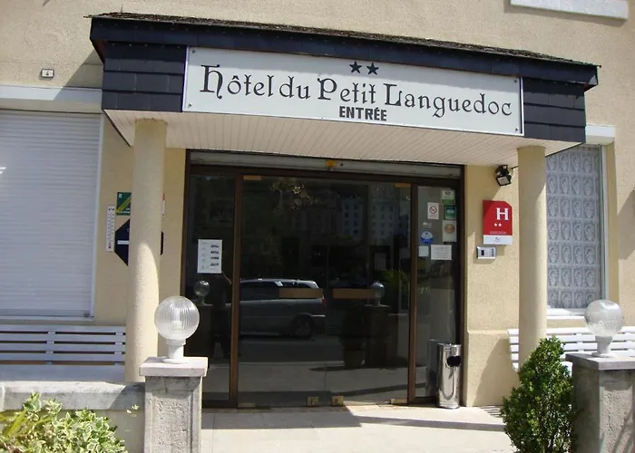 Hotel Au Petit Languedoc Hotel Lourdes