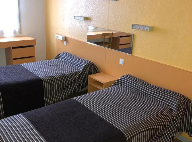 Hotel Au Petit Languedoc 2*