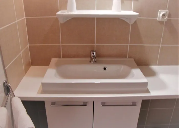 Au Petit Languedoc 2*