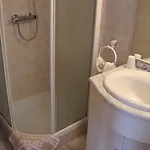 Au Petit Languedoc Hotel 2*