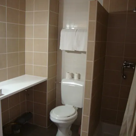 Hotel Au Petit Languedoc Отель 2*