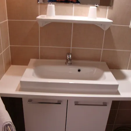 Hotel Au Petit Languedoc Отель