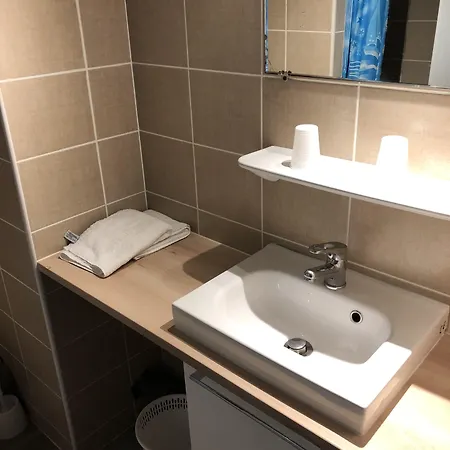 Hotel Au Petit Languedoc Отель 2*