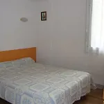 Au Petit Languedoc מלון 2*